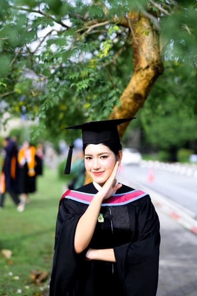 ผลงานรับปริญญา โดย ChaNonFOTO ภาพที่ 2