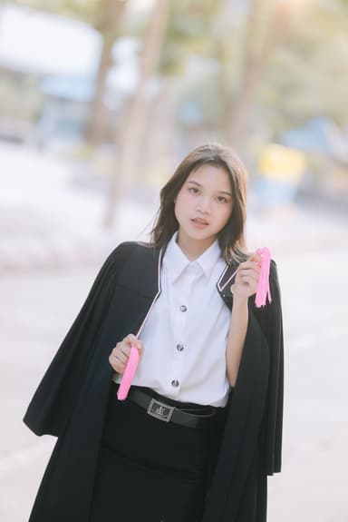 ผลงานรับปริญญา โดย 28September ภาพที่ 3