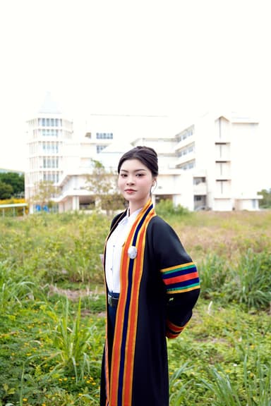 ผลงานรับปริญญา โดย pw_lenses ภาพที่ 1