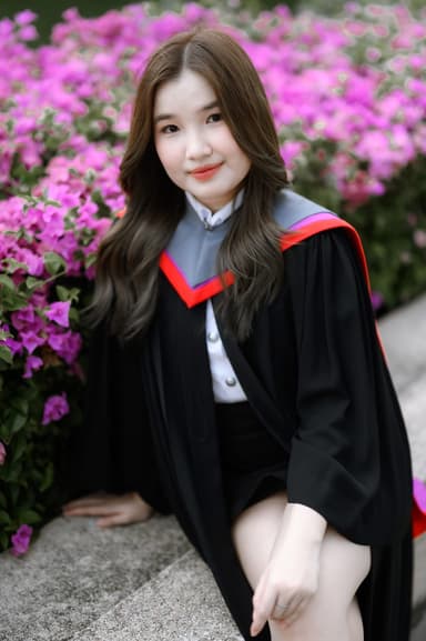ผลงานรับปริญญา โดย ถ่ายกับแชมป์ ภาพที่ 3