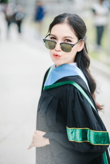ผลงานรับปริญญา โดย Friend photograph ภาพที่ 3