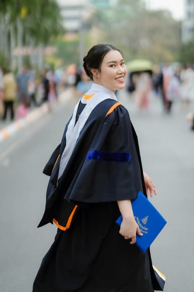 ผลงานรับปริญญา โดย AO FOTO ภาพที่ 3