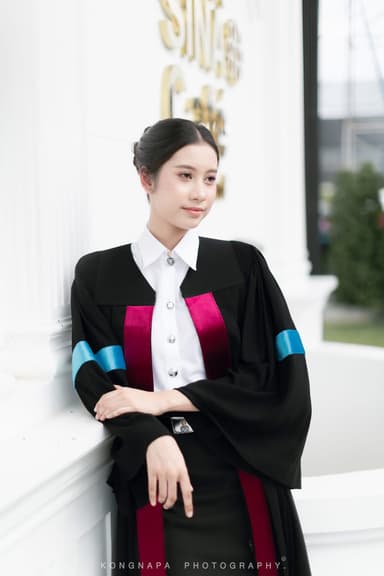 ผลงานรับปริญญา โดย Knp.Gallery ภาพที่ 2