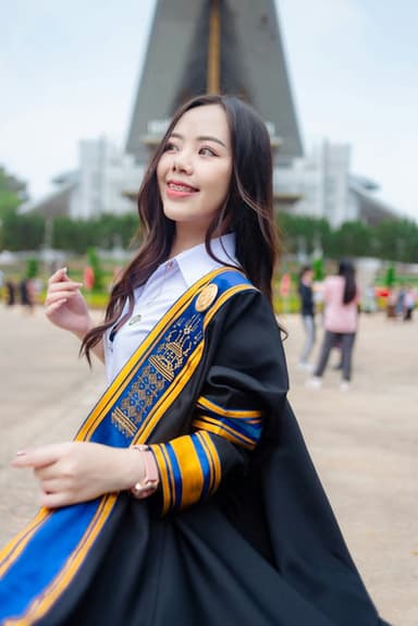ผลงานรับปริญญา โดย นิวถ่ายรูปให้หน่อย ภาพที่ 1