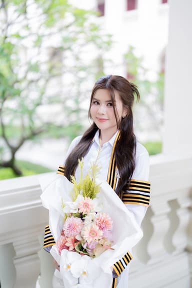 ผลงานรับปริญญา โดย PeyuttFoto ภาพที่ 5