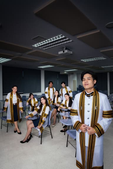 ผลงานรับปริญญา โดย Khamy.ist ภาพที่ 3