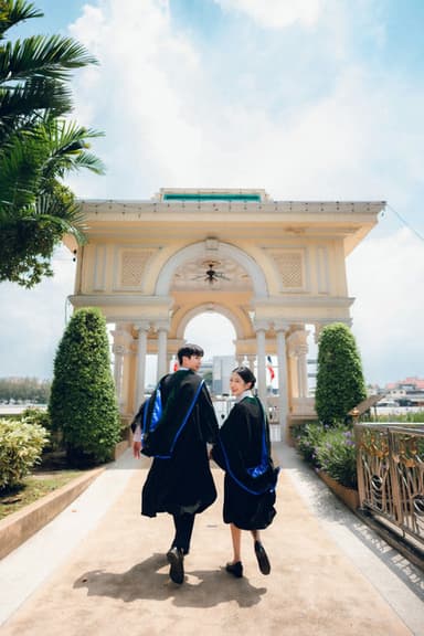 ผลงานรับปริญญา โดย The Lux ภาพที่ 3