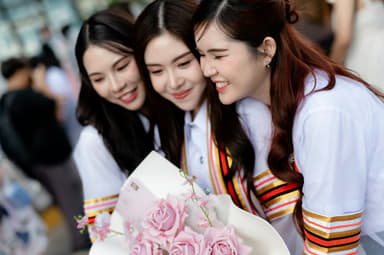 ผลงานรับปริญญา โดย SWK.Photography ภาพที่ 1