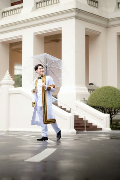 ผลงานรับปริญญา โดย P_hoto_bas ภาพที่ 4