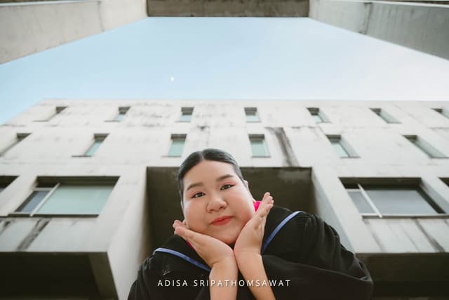 ผลงานรับปริญญา โดย Attaniran FOTO ภาพที่ 2