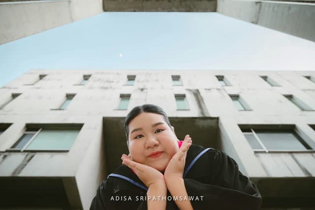 ผลงานรับปริญญา โดย Attaniran FOTO ภาพที่ 2