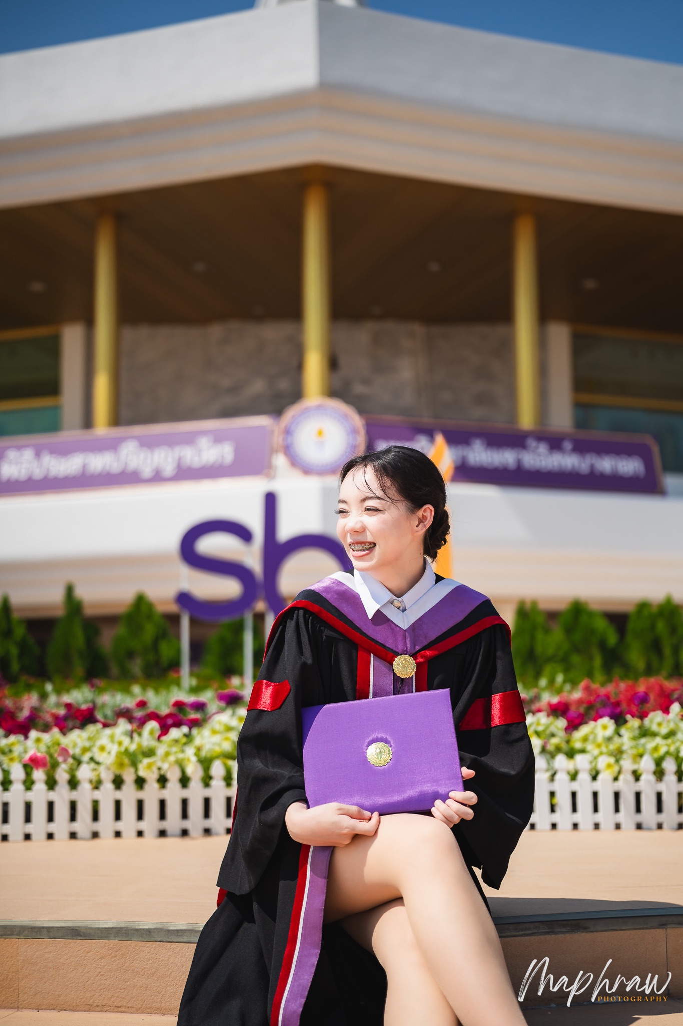 ผลงานรับปริญญา โดย MaPhraw.Gallery